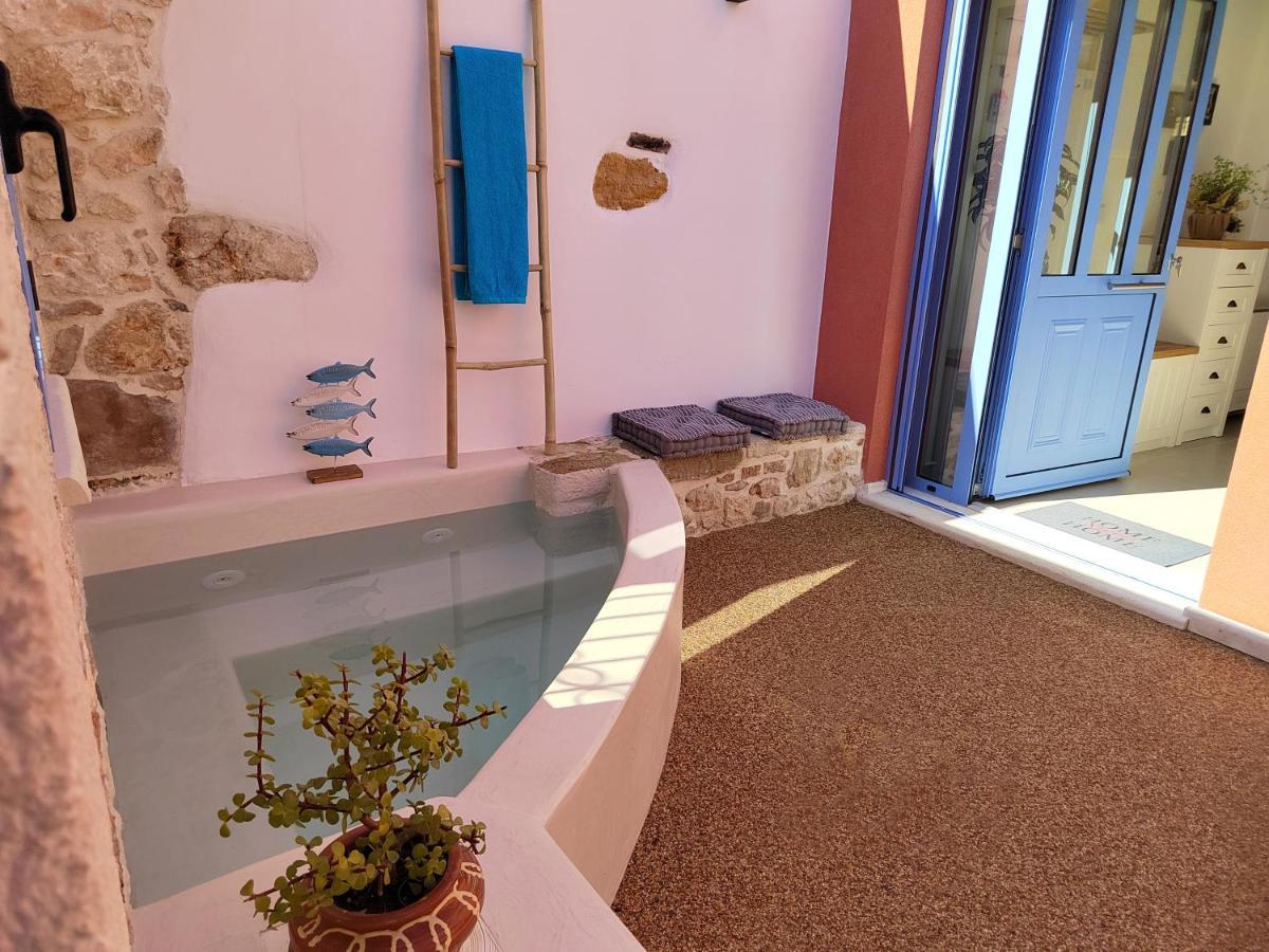 Villa Mouse House With Sea View And Mini Pool à Platanés Extérieur photo
