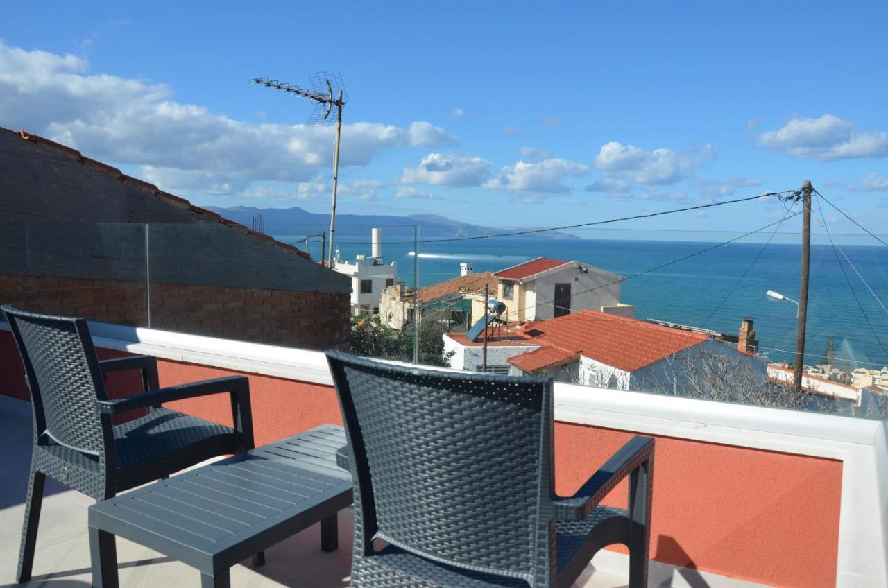 Villa Mouse House With Sea View And Mini Pool à Platanés Extérieur photo